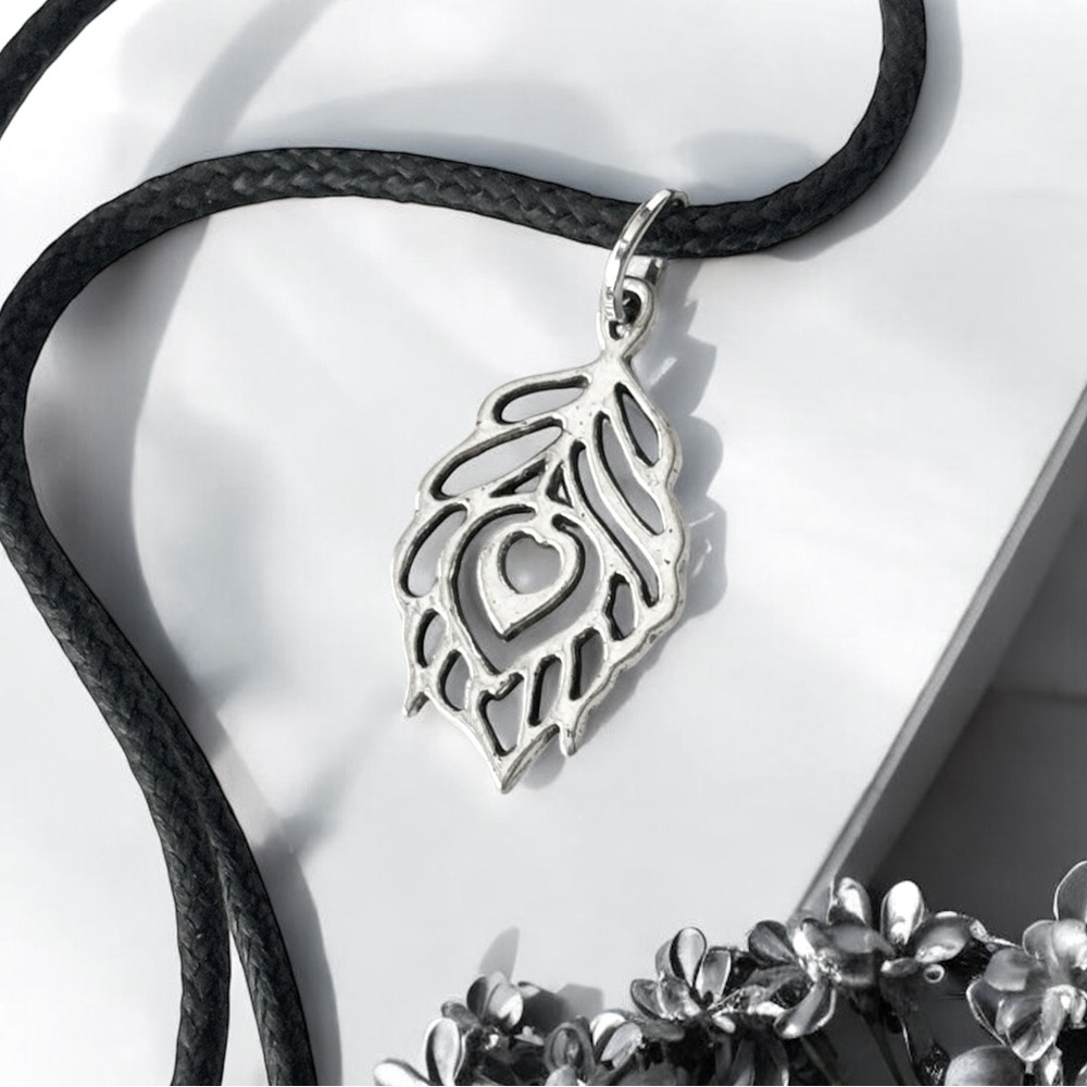 5 For $25💫Silver Peacock Feather Pendant Necklace - Picture 3 of 4